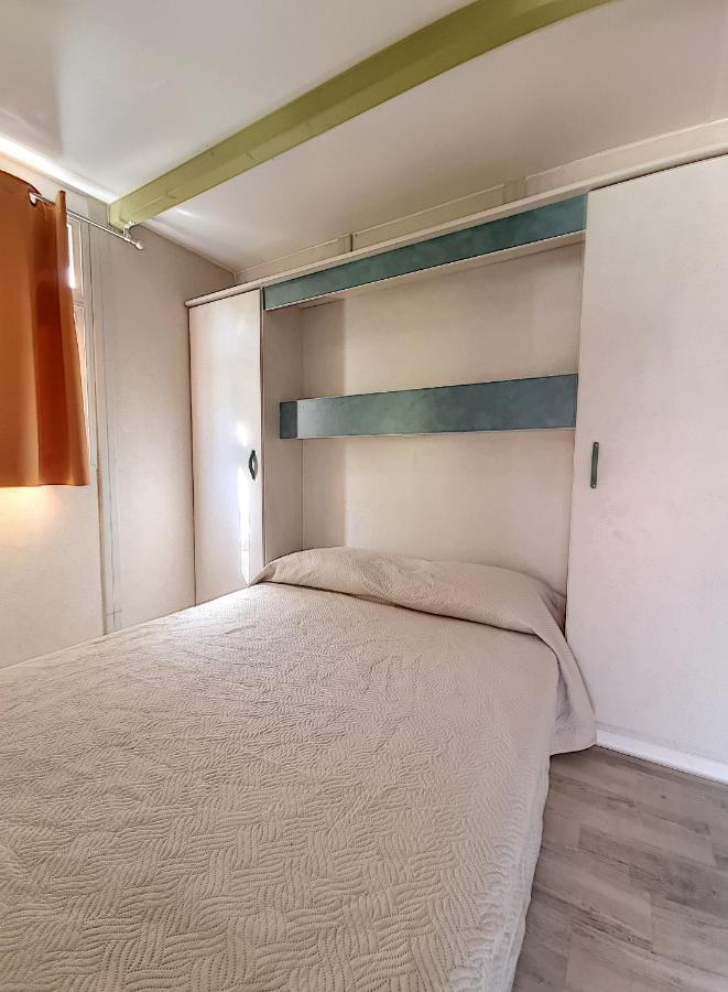 Avignon, Joli Chalet En Campagne Tres Proche De La Ville Kültér fotó